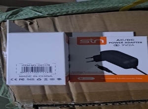 CARGADOR CON UN PALITO DE ENTRADA 9V/2A AC/DC NARANJA